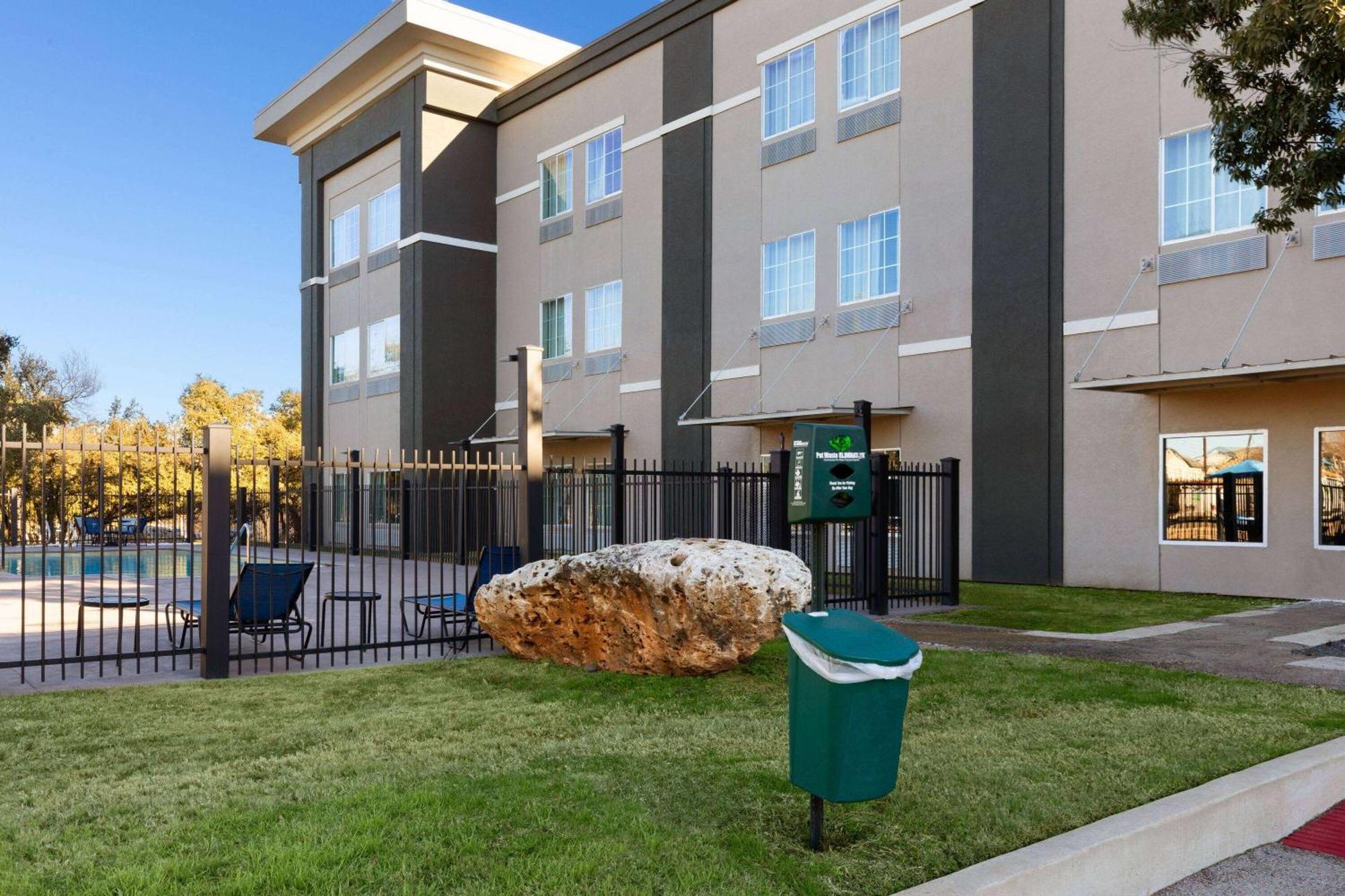 La Quinta By Wyndham Austin Nw/lakeline Mall Cedar Park